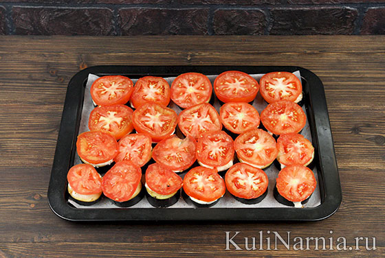 Запеченные баклажаны с помидорами